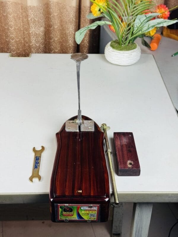 প্রিমিয়াম টেবিল (নারিকেল কোরানি) - Image 2